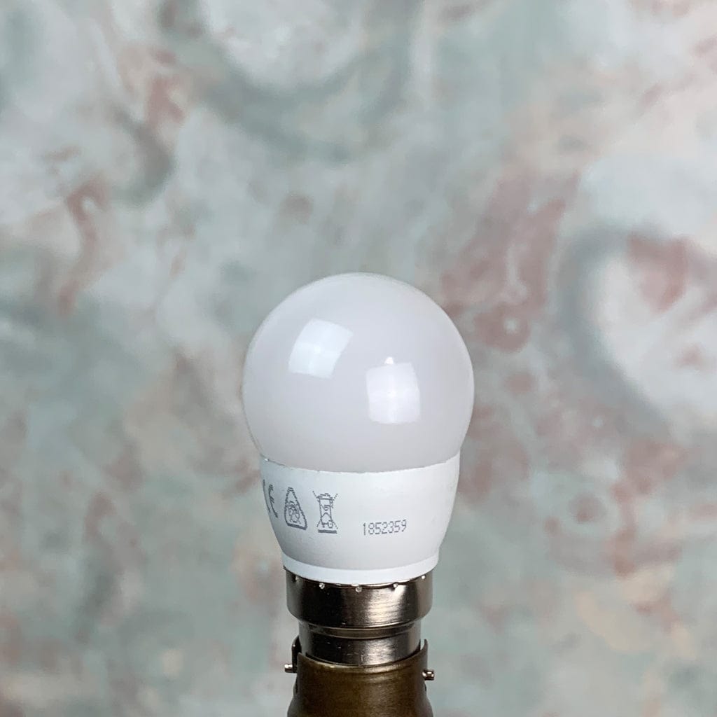 B22 Opal Golfball 6W Non-Dimmable LED