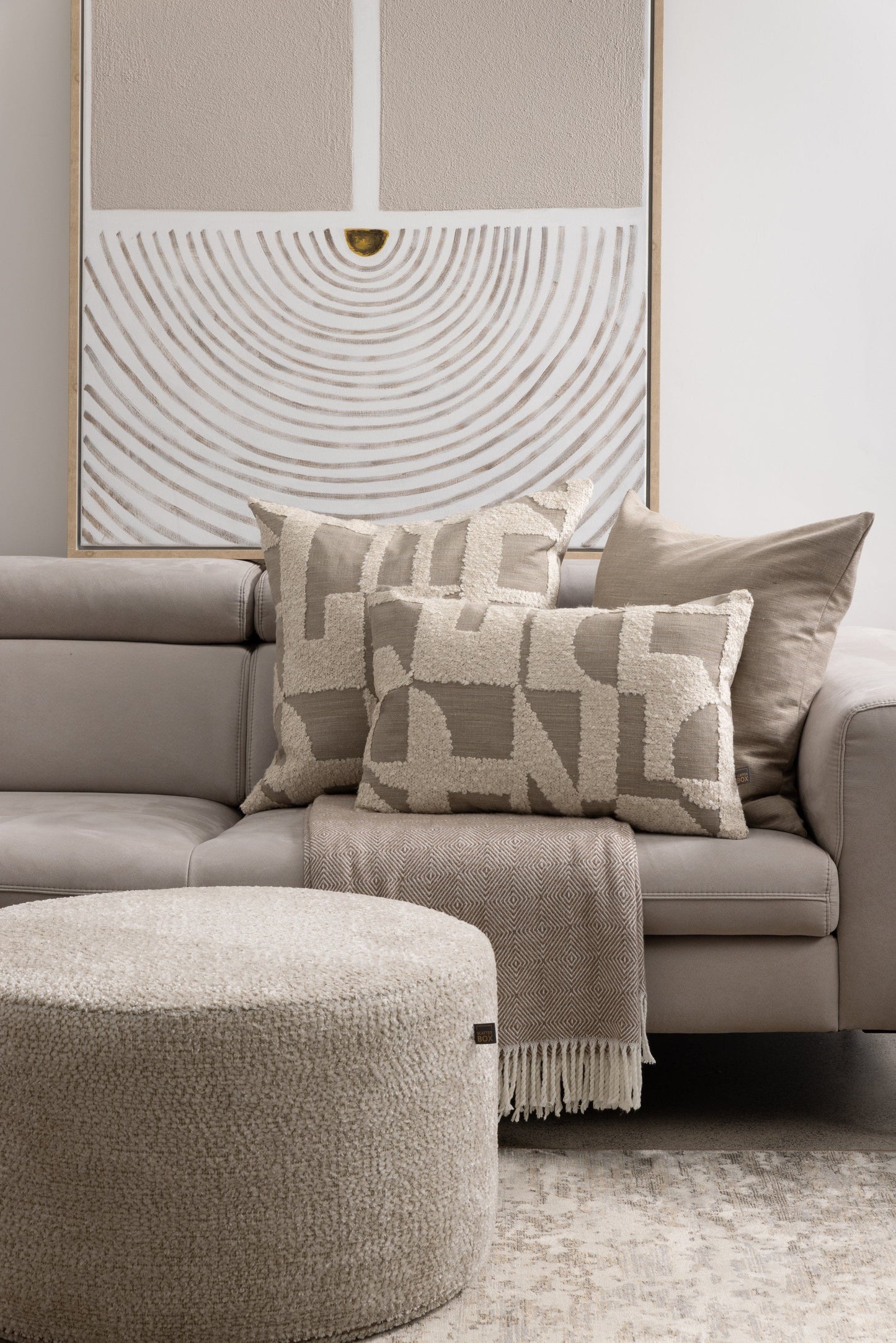 Lila Cream Cushion