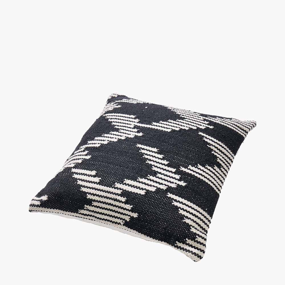 Indoor Outdoor Black & White Chevron Design Scatter Cushion