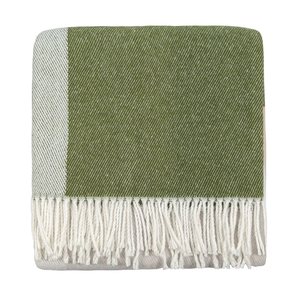 Riley Green Throw 127cm x 178cm