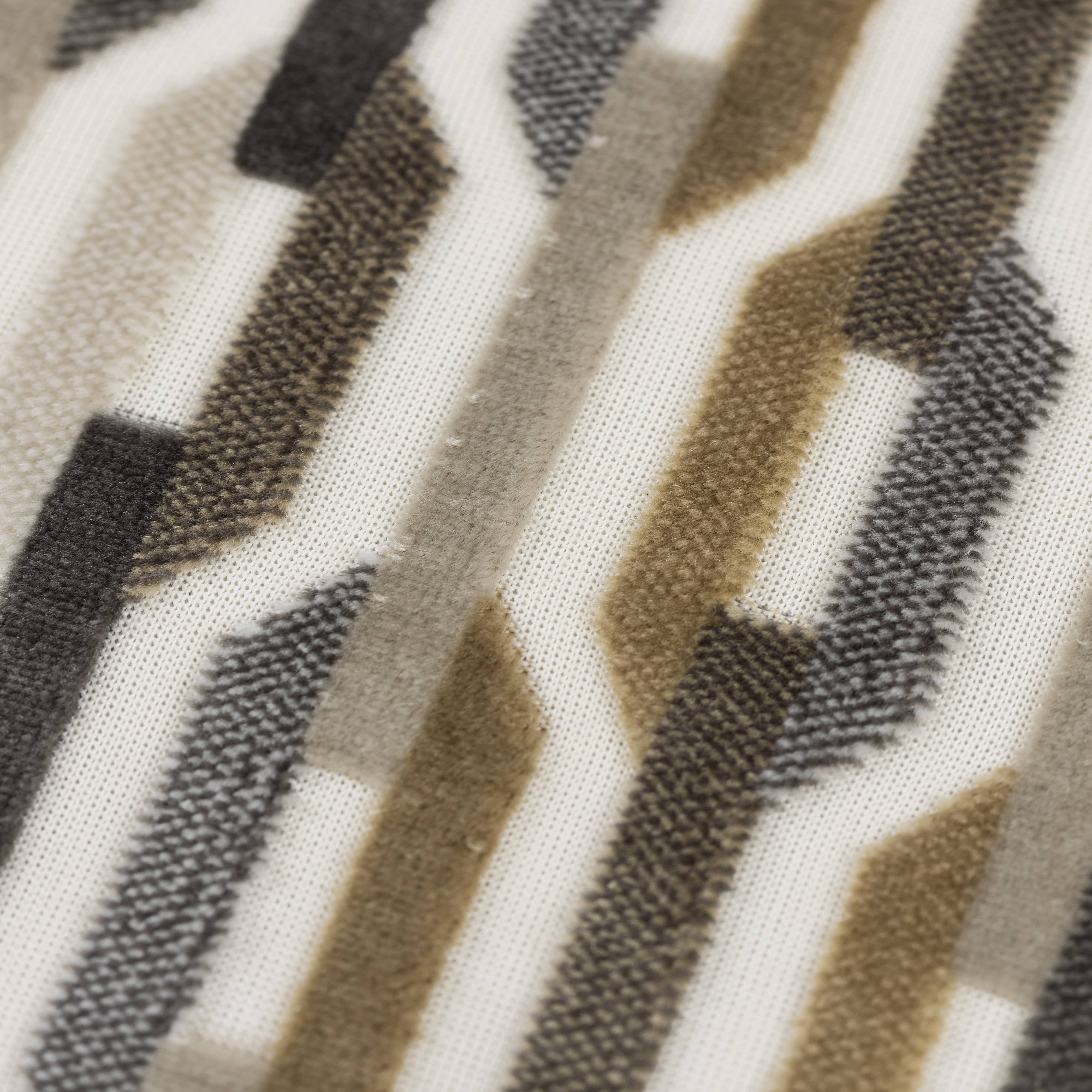 Ozzie Natural Cushion