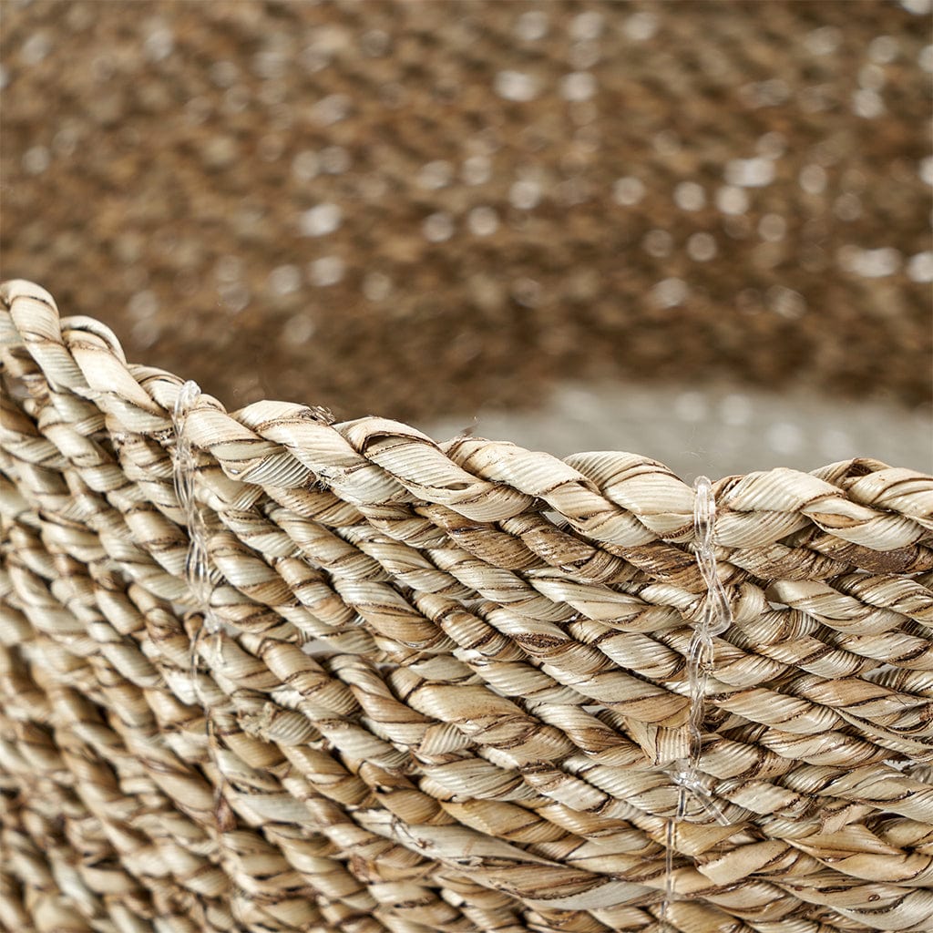 Set of 2 Banana Leaf Two Tone Natural & White Baskets