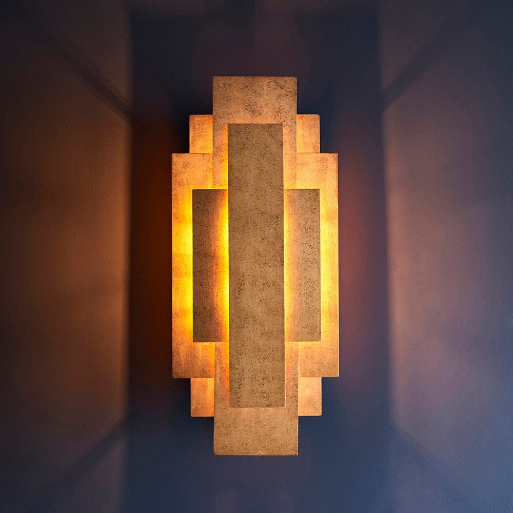 Elite Wall Light