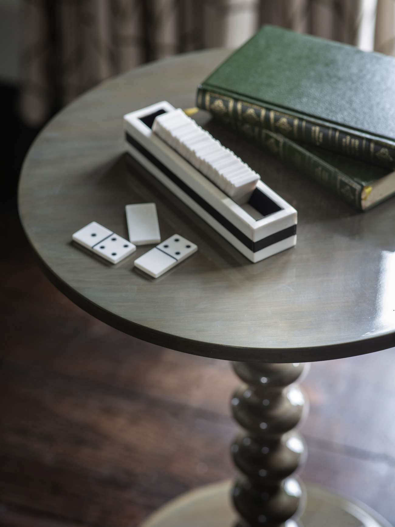 White & Black Domino Set