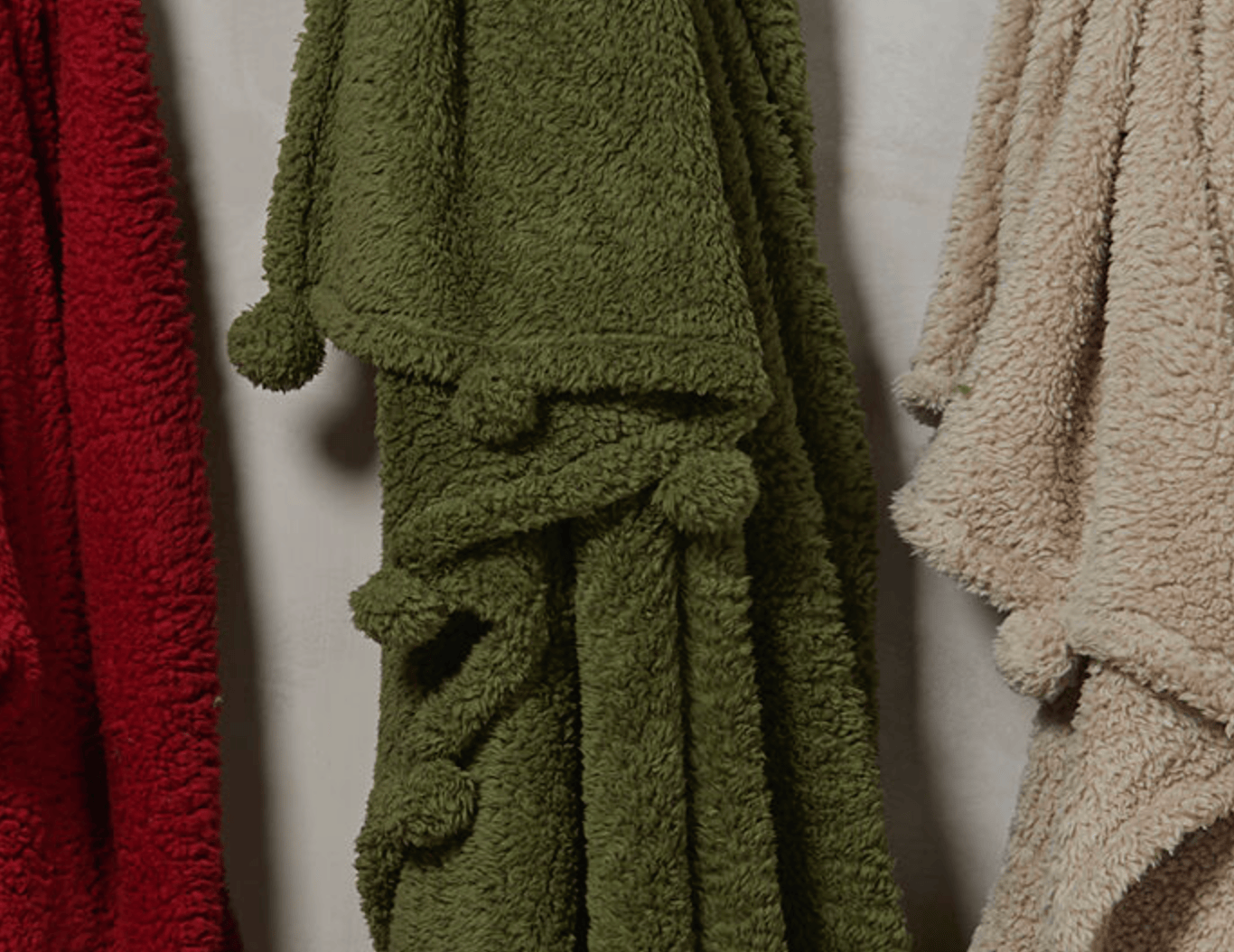 Cosy Olive Pom Pom Throw