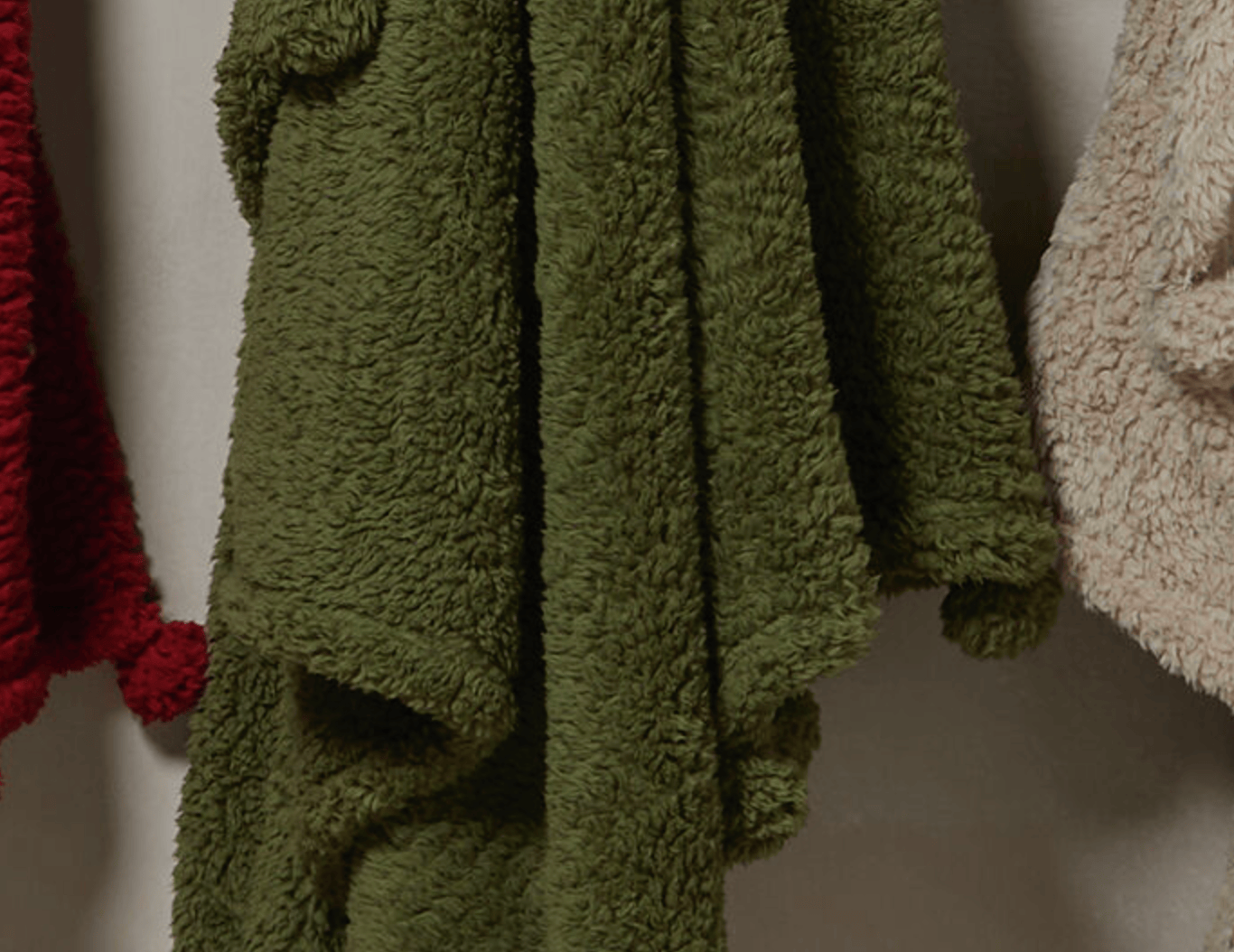 Cosy Olive Pom Pom Throw