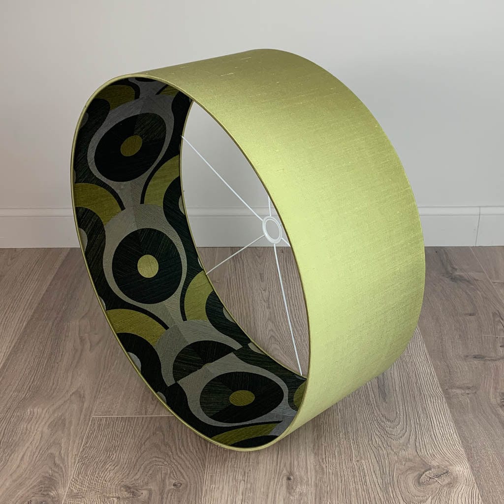 Green Silk Shade with Arte Queen Cobra Gold Wallpaper Lined Shade