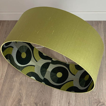 Green Silk Shade with Arte Queen Cobra Gold Wallpaper Lined Shade