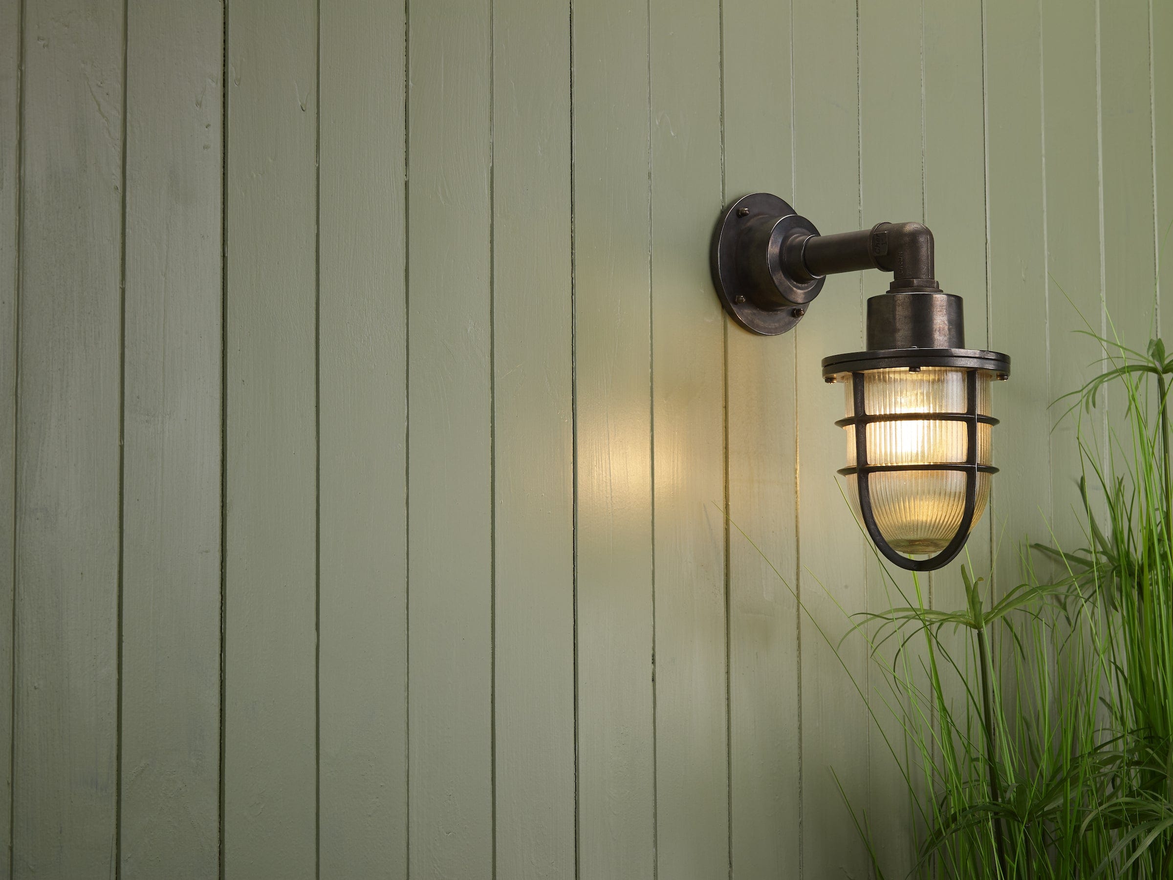 David Hunt Harbour Outdoor Antique Wall Light