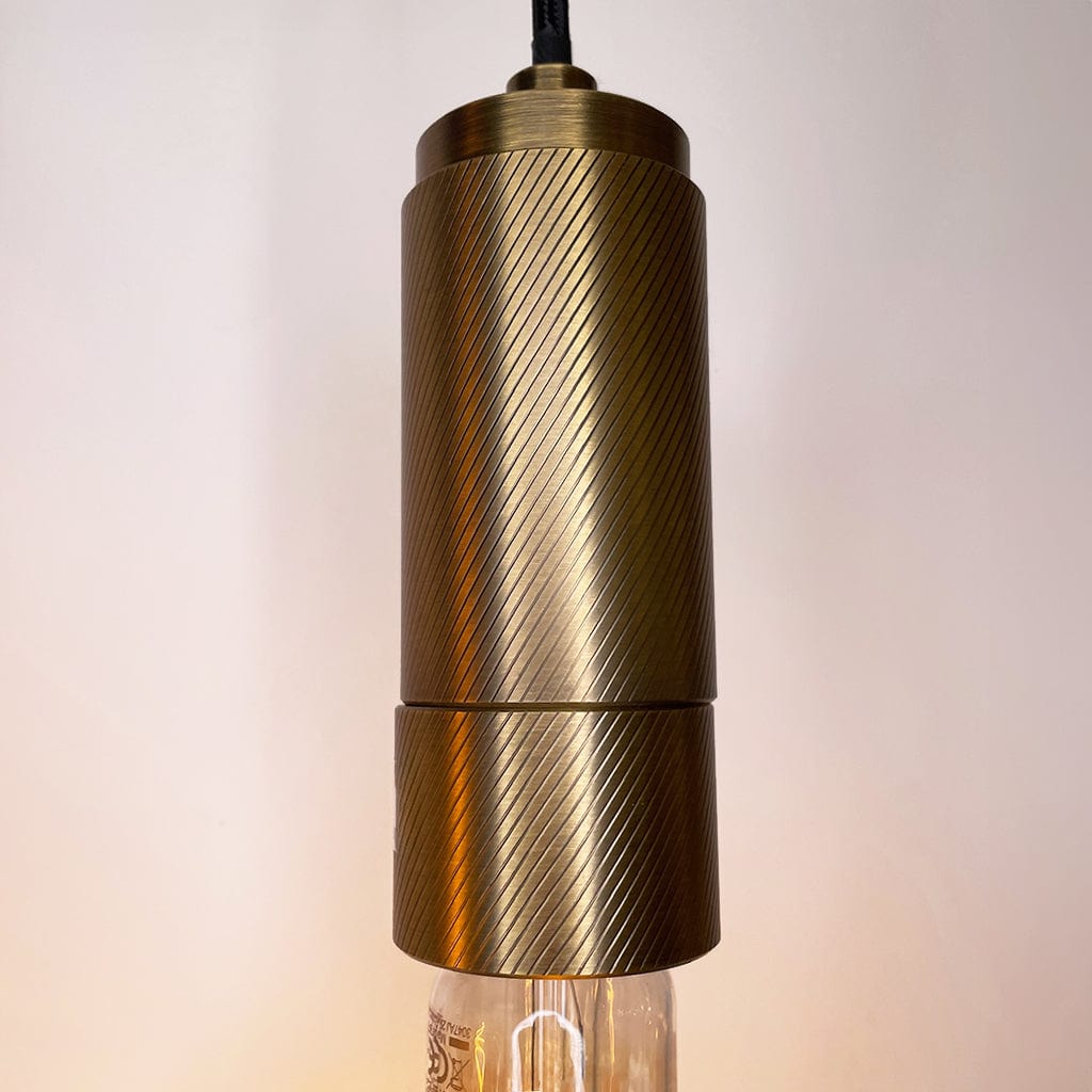 Knurled Metal Suspension with Organic XXL Bulb