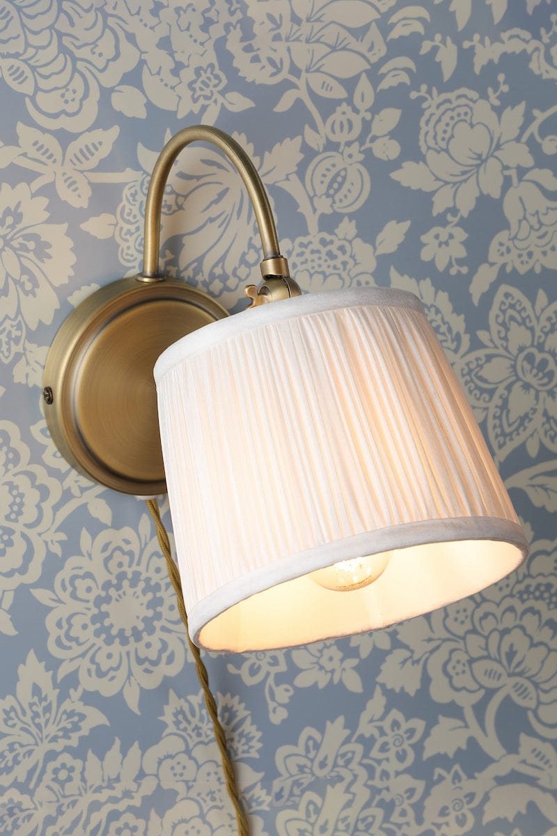 Hemsley 1 Light Antique Brass Wall Light