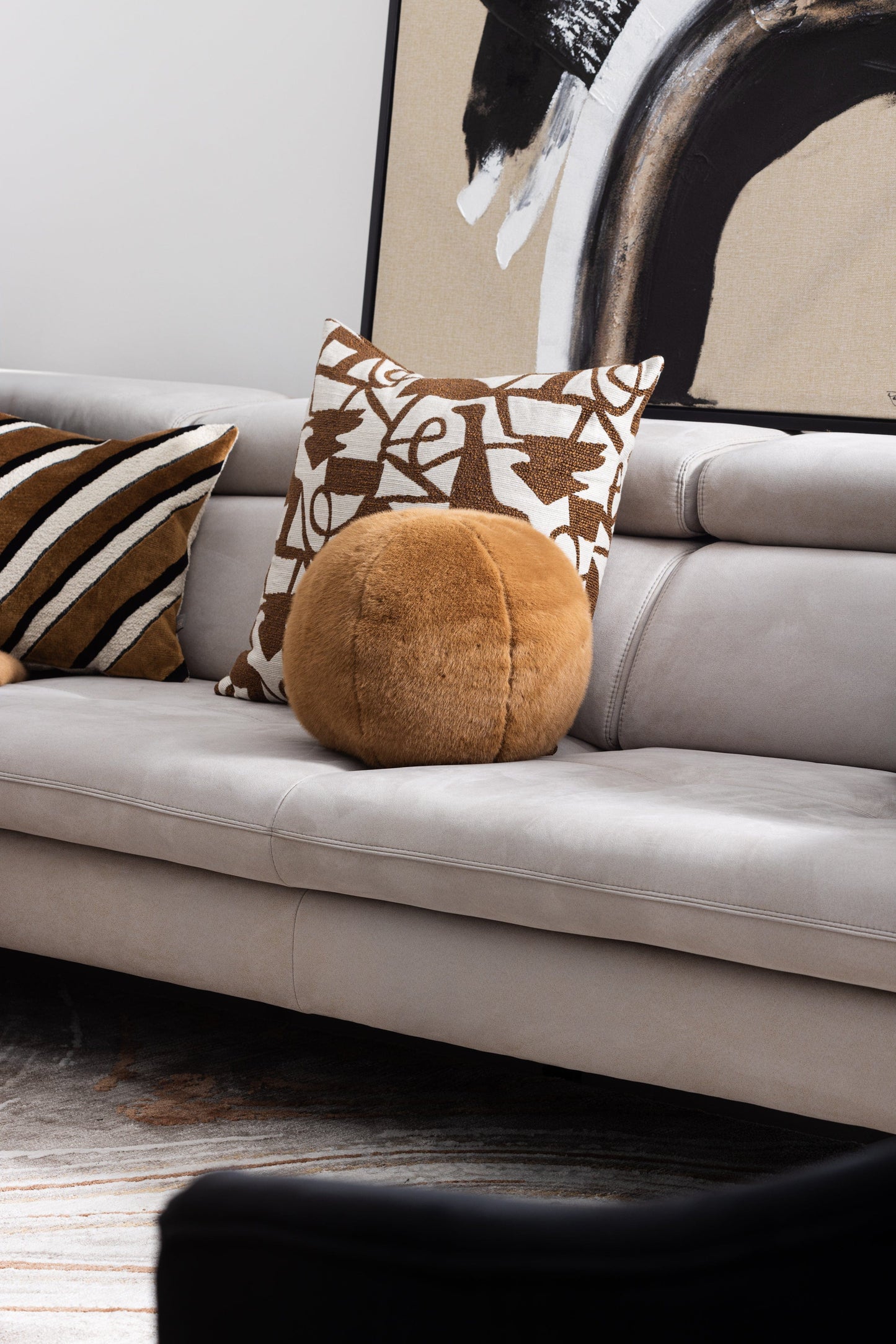 Ralph Cognac Cushion Ball